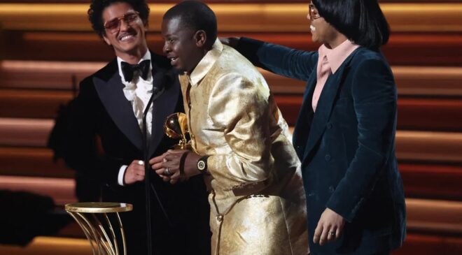 JQ35AUNRAO2IGT7YXV6YLTFTTE