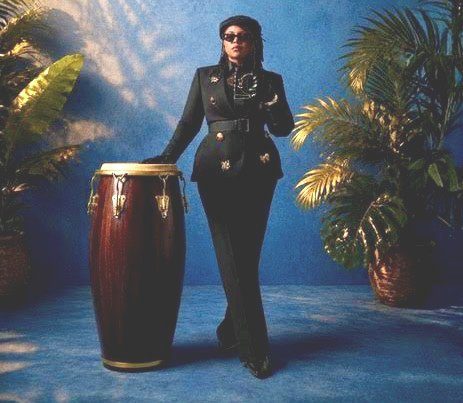 La Sista presenta el videoclip de Apostando a Ganar versión tropical